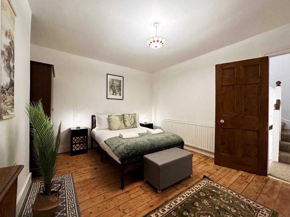 Hannah Place Near Finsbury Park - 4 Double Beds, Ideal For Families, Max 8 People London Exterior photo